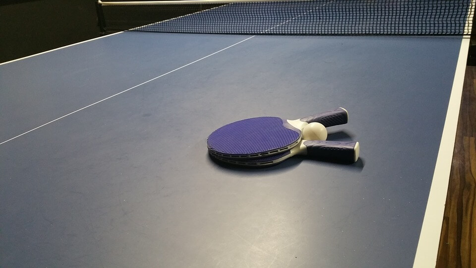 Table tennisracket/bat (เทเบิล เทนนิส แร็คเก็ต/แบ็ท)